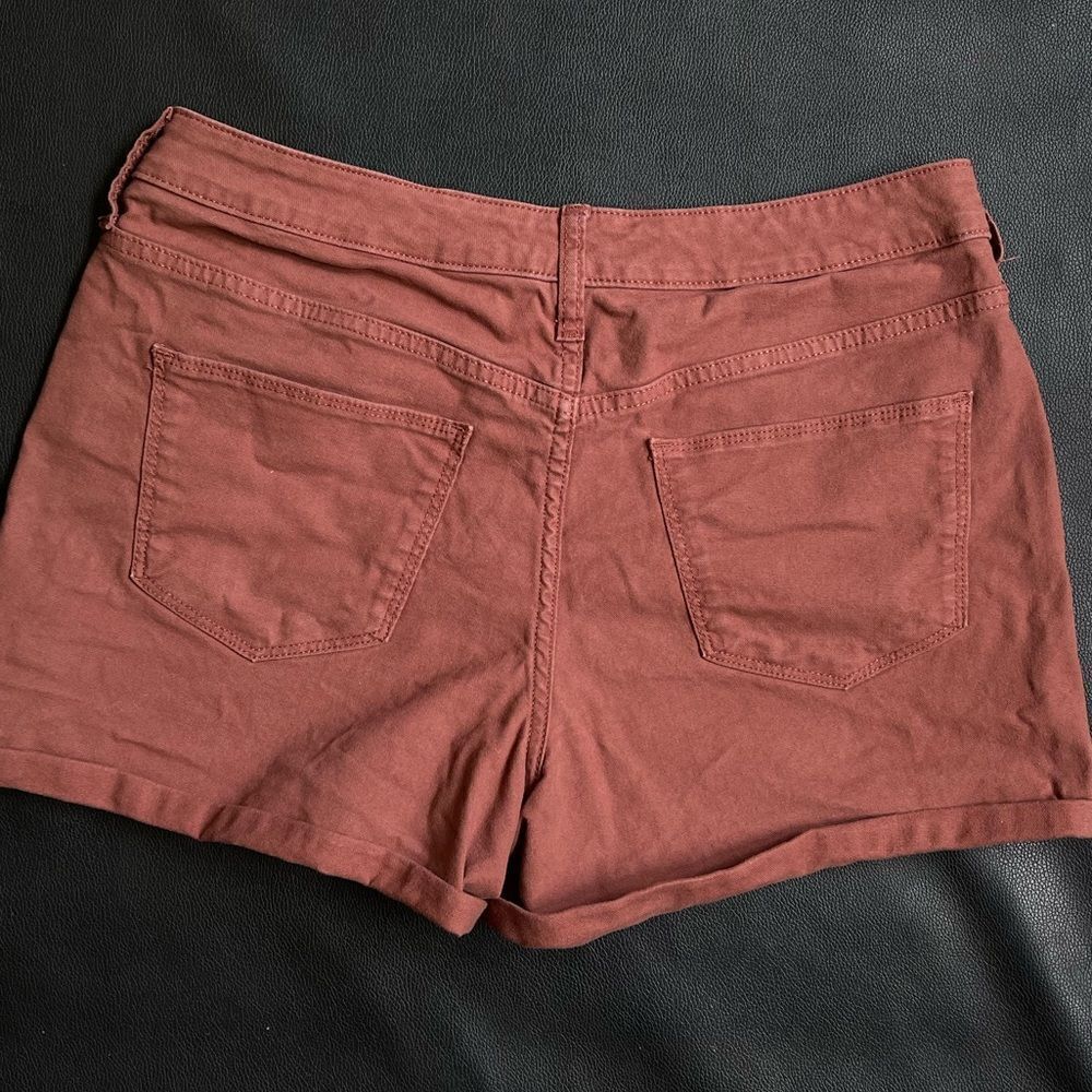 10/30 universal thread high rise midi shorts mauve button fly - Picture 3 of 6